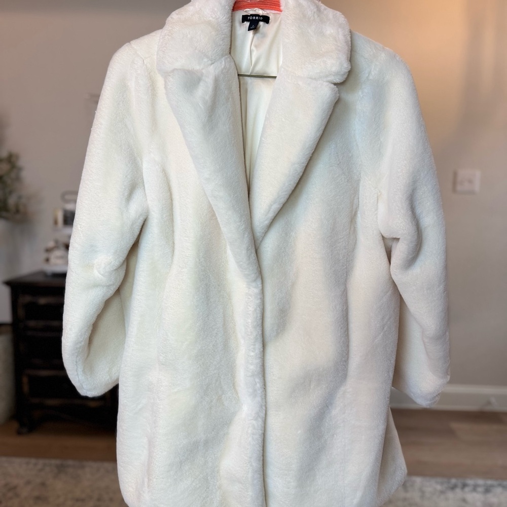 Torrid Elegant White Faux Fur Coat